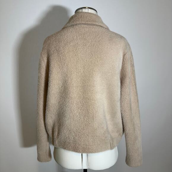 NWT Truth by Republic Khaki Soft Fuzzy Snap Button Jacket Shacket Womens Medium - Picture 5 of 12